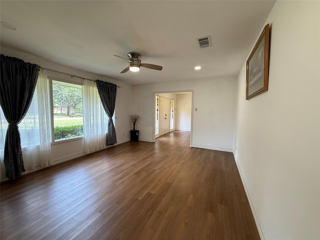 11915 Steppingstone Lane - Photo 8