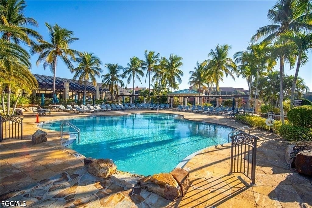 8641 Piazza Del Lago Circle - Photo 44