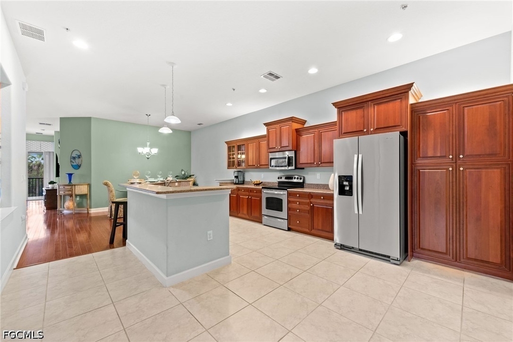 8641 Piazza Del Lago Circle - Photo 11