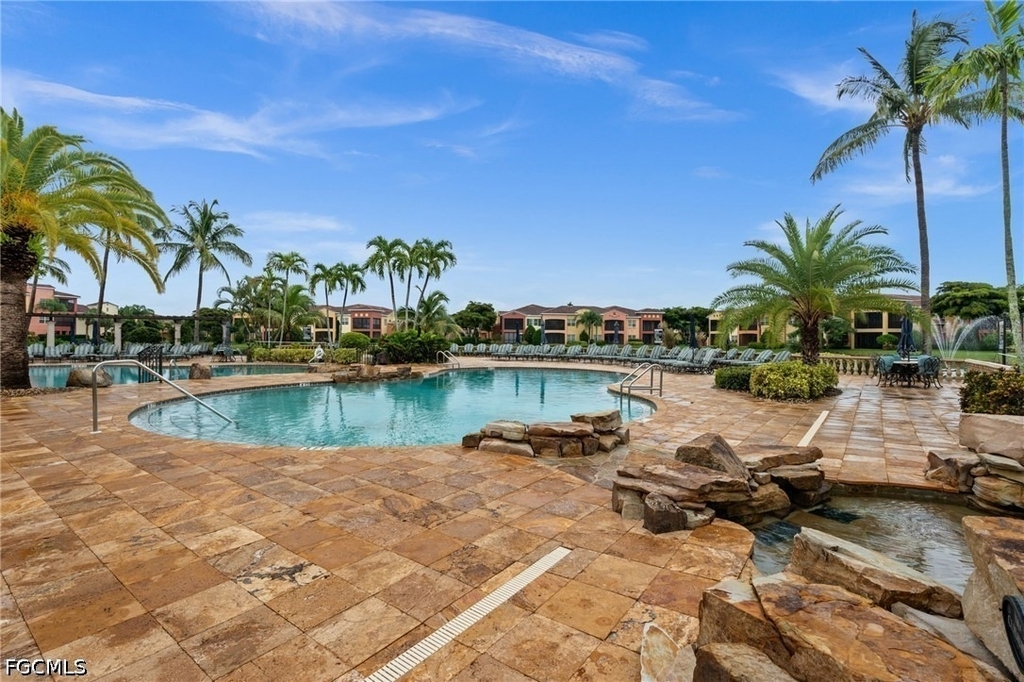 8641 Piazza Del Lago Circle - Photo 38