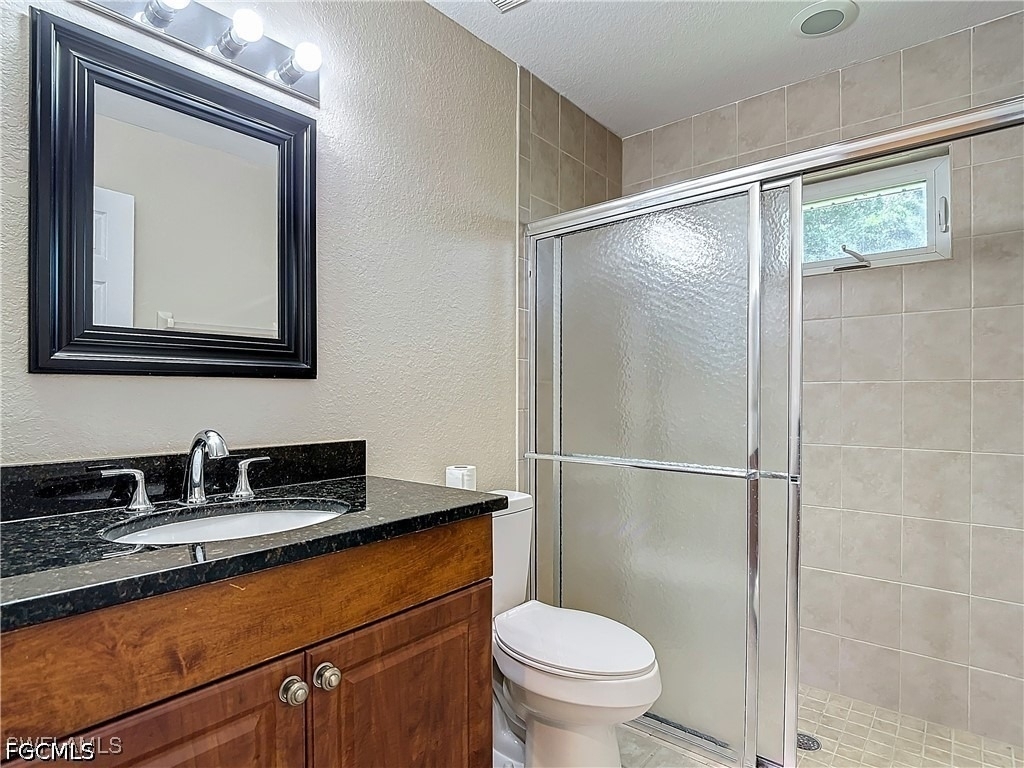 1726 Trafalgar Parkway - Photo 31