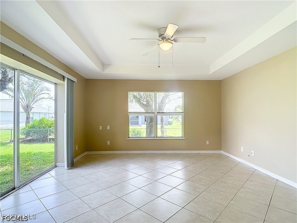 1726 Trafalgar Parkway - Photo 16
