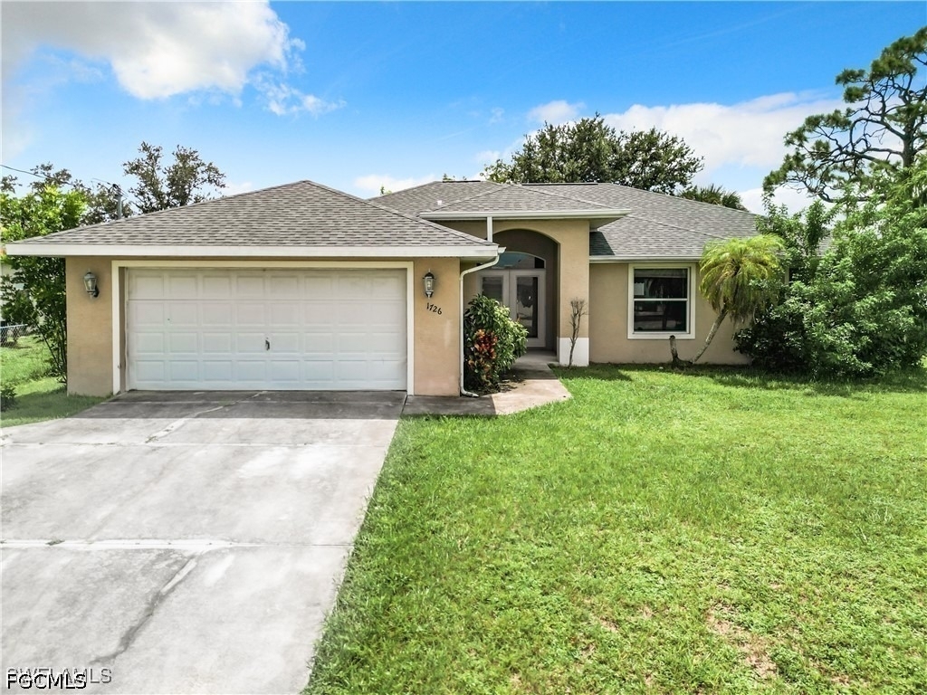 1726 Trafalgar Parkway - Photo 3
