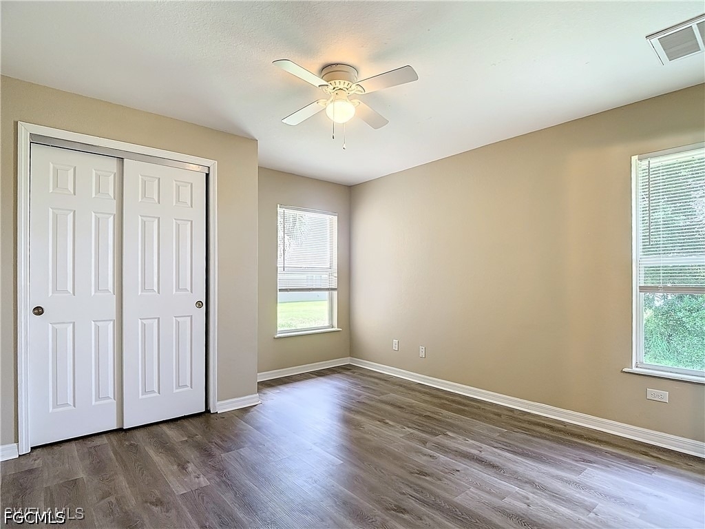 1726 Trafalgar Parkway - Photo 32