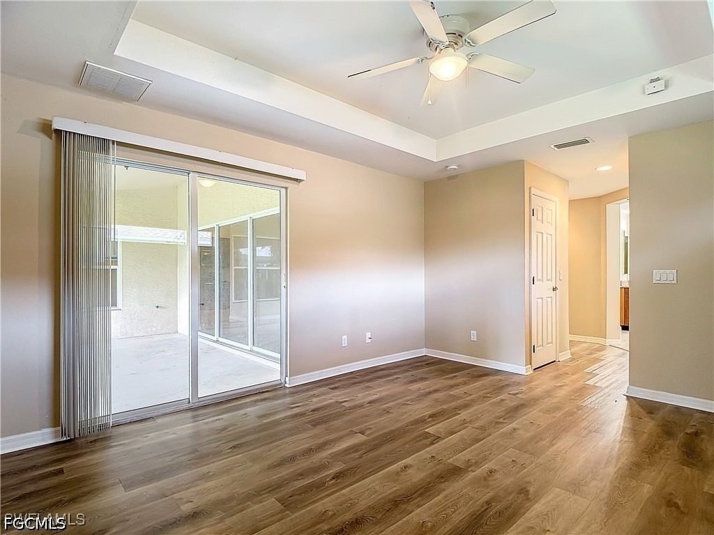 1726 Trafalgar Parkway - Photo 23
