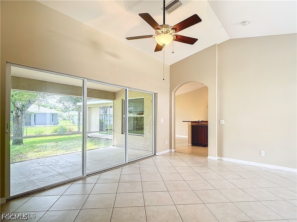 1726 Trafalgar Parkway - Photo 19