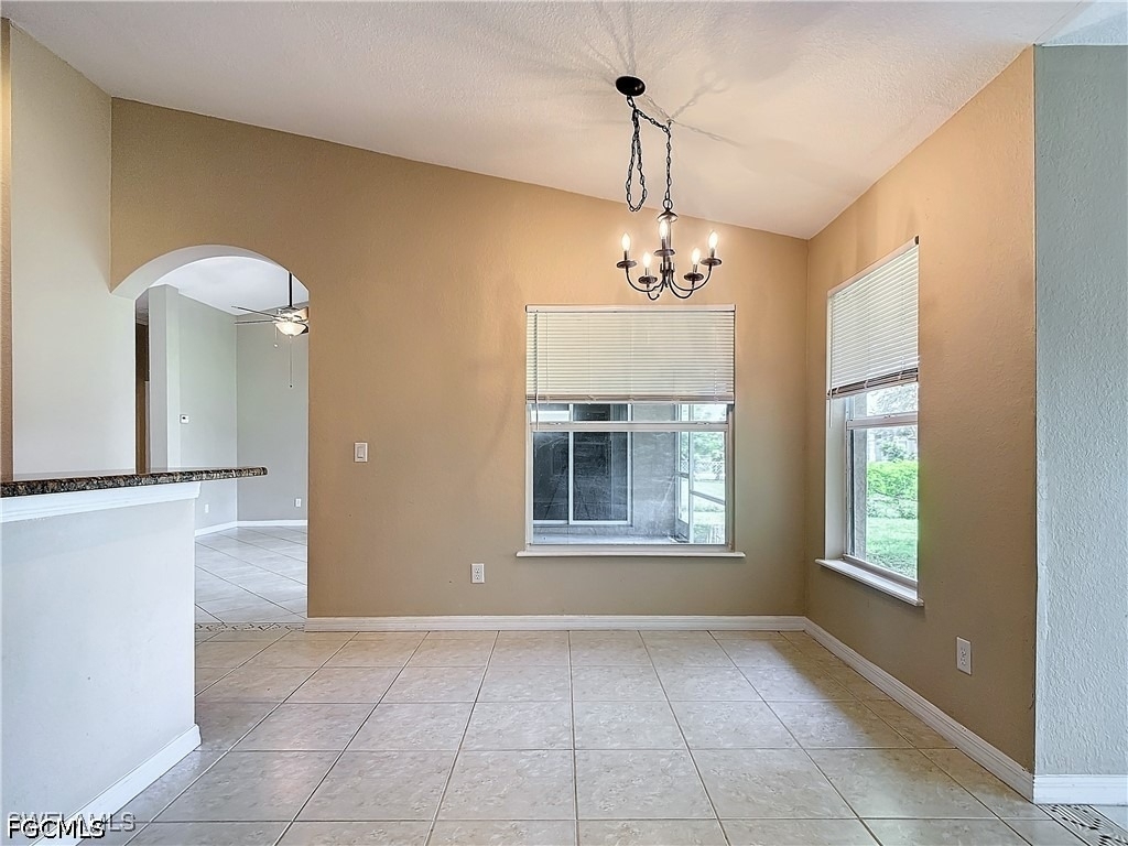 1726 Trafalgar Parkway - Photo 14