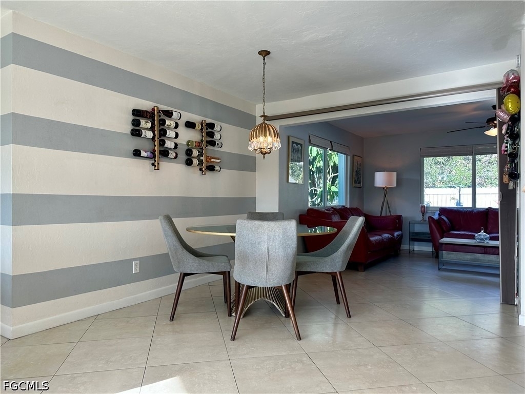 1495 Cranville R Square - Photo 3