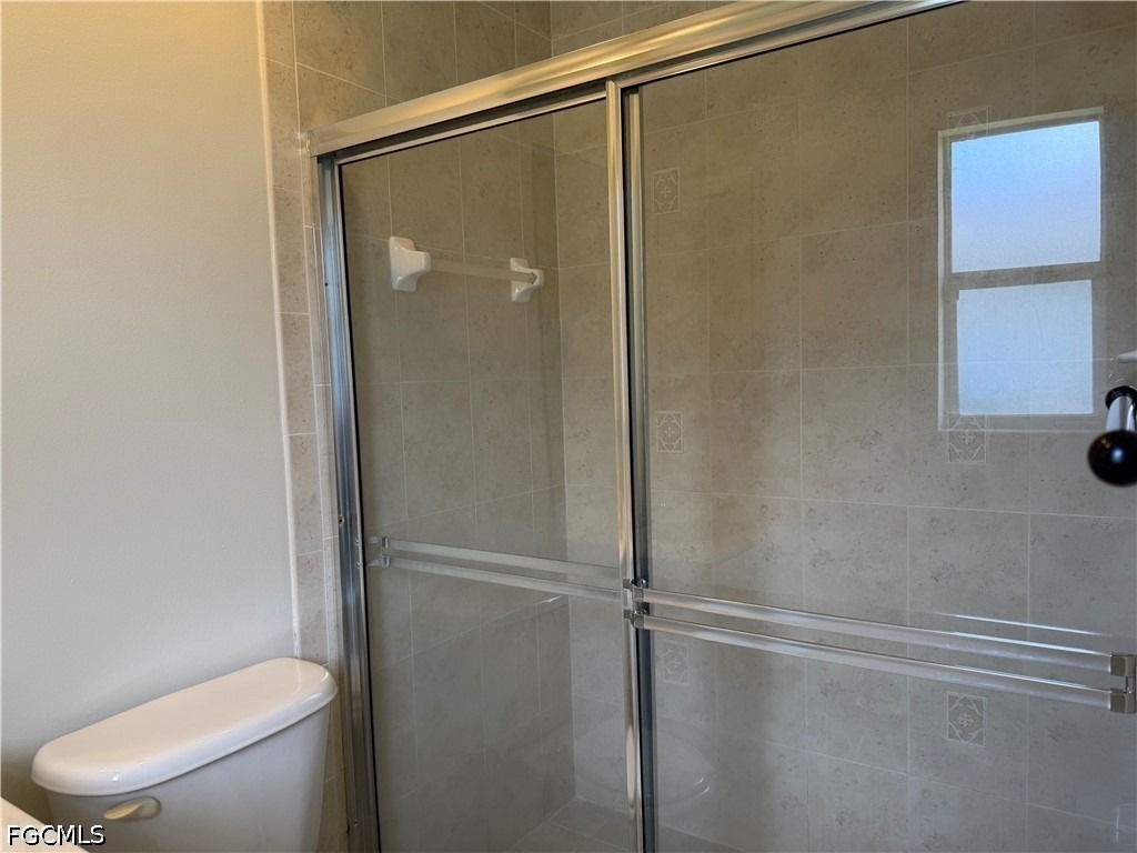 305 Nw 22nd Place - Photo 9