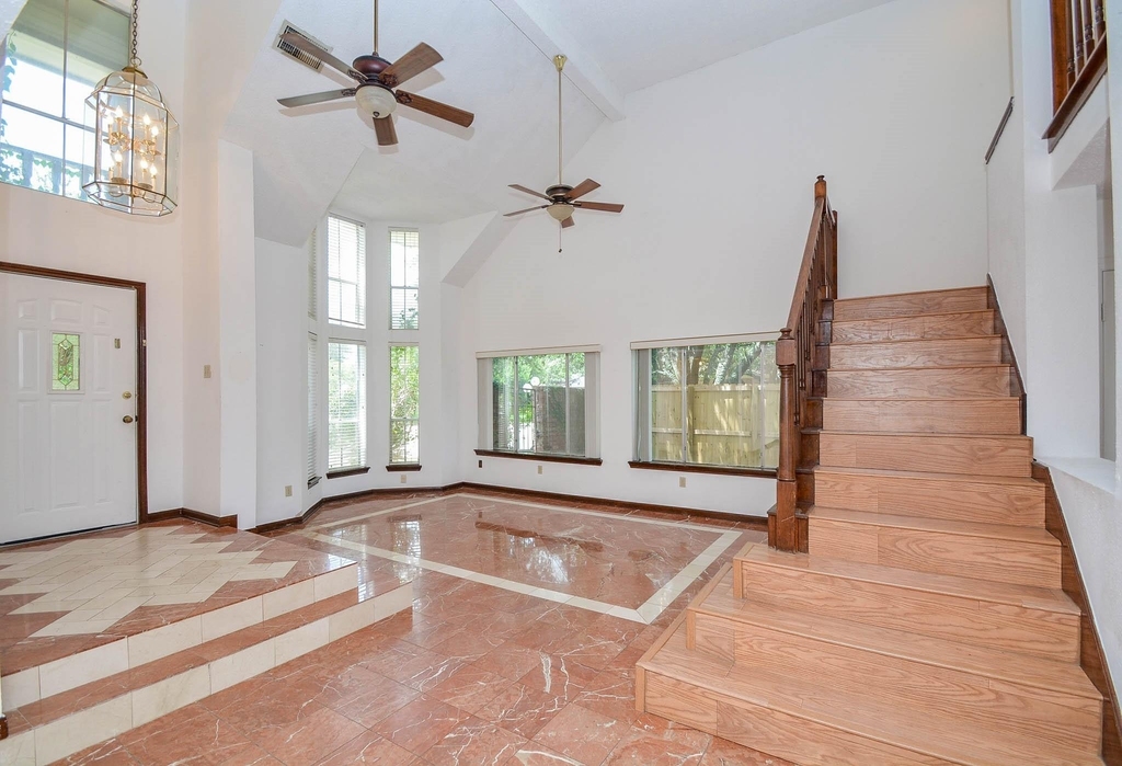 1603 Beaconshire Road - Photo 6
