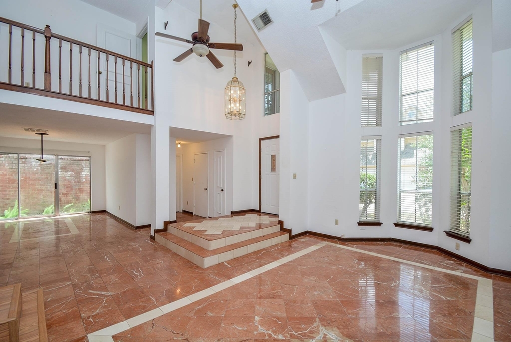 1603 Beaconshire Road - Photo 4