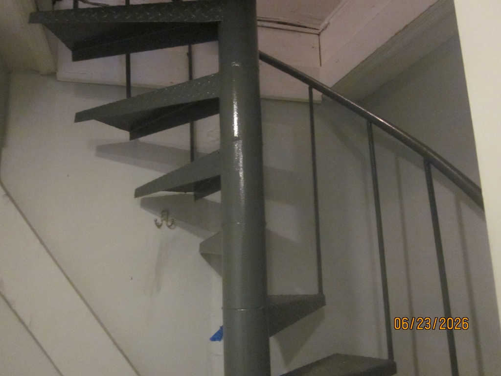 102 South 6th Street - Photo 4