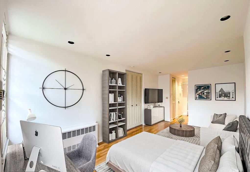 330 East 93rd Street - Photo 3
