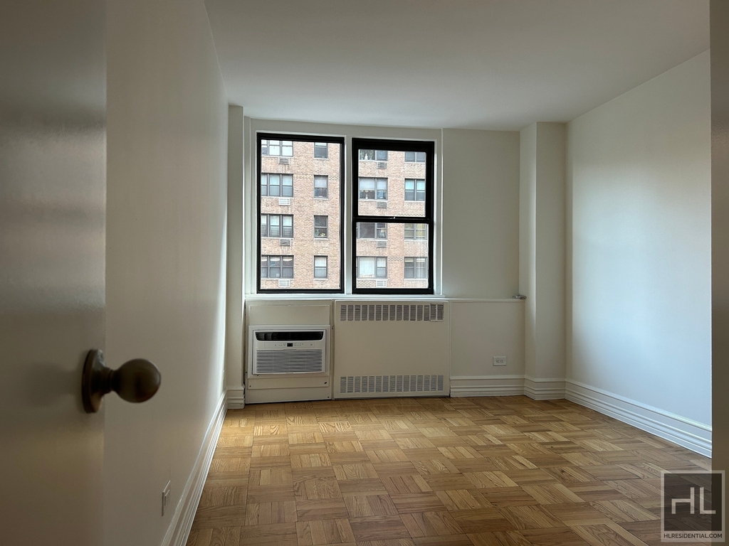 East 79th Street - Photo 1