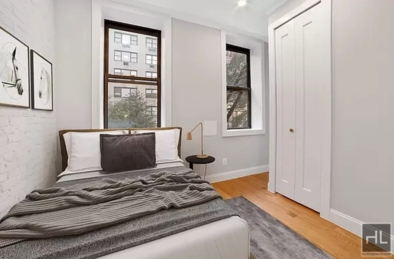 East 80th Street - Photo 1