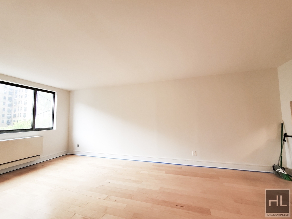West 96th Street - Photo 2
