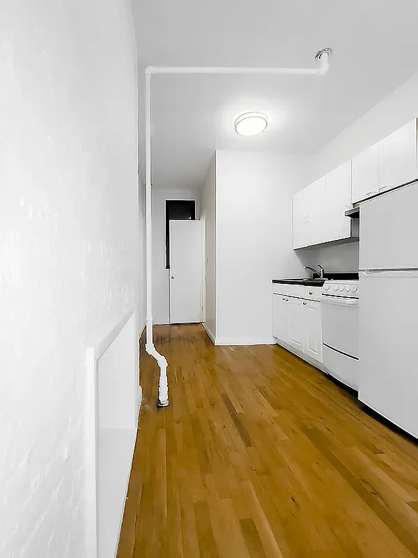29th Street/3rd Avenue - Photo 1