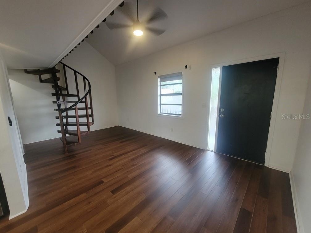 2142 Bradford Street - Photo 5