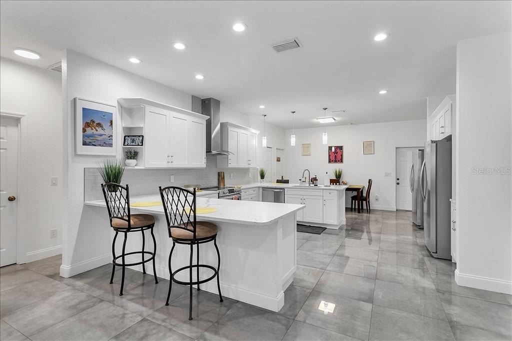 2402 W Fig Street - Photo 24