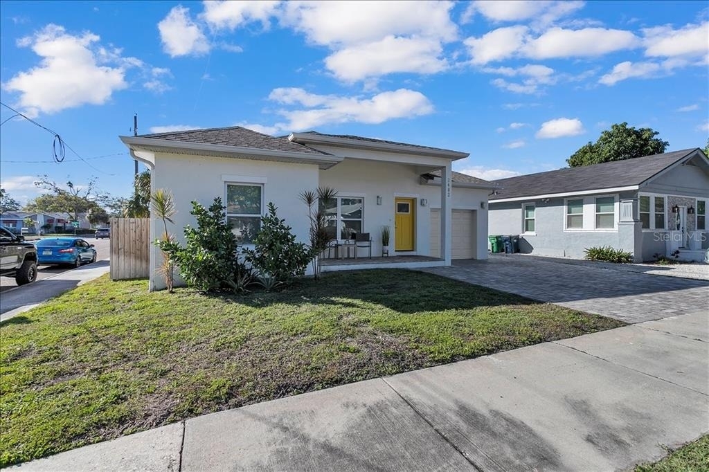 2402 W Fig Street - Photo 36