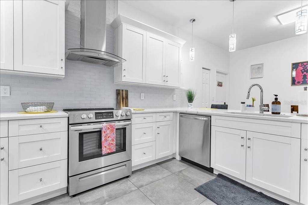 2402 W Fig Street - Photo 27