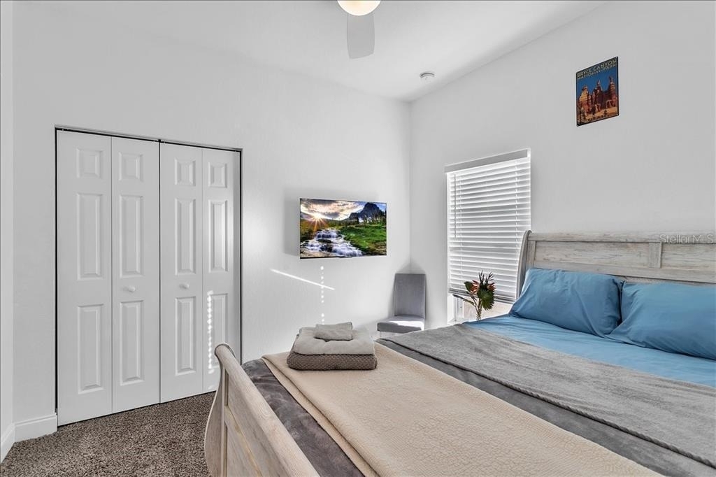 2402 W Fig Street - Photo 4