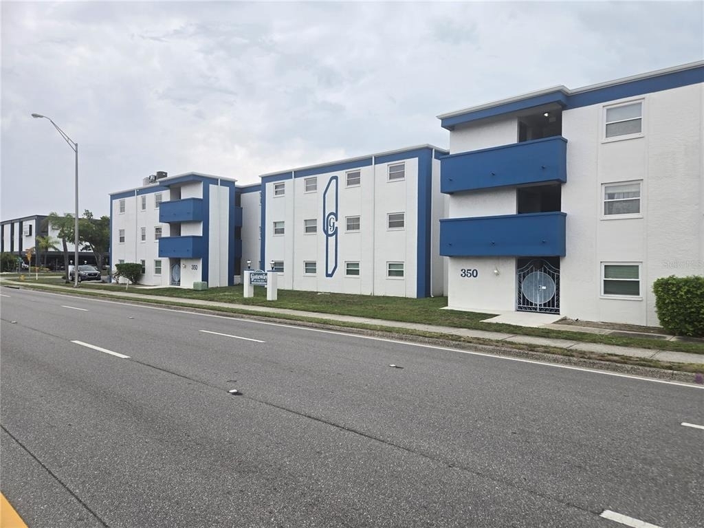 350 79th Avenue N - Photo 0