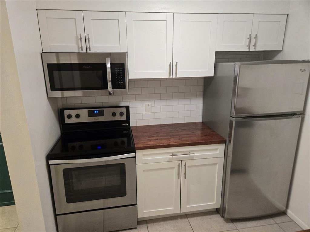 350 79th Avenue N - Photo 5