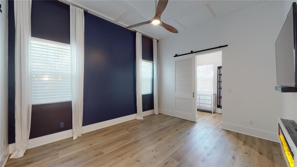 1068 19th Avenue N - Photo 26