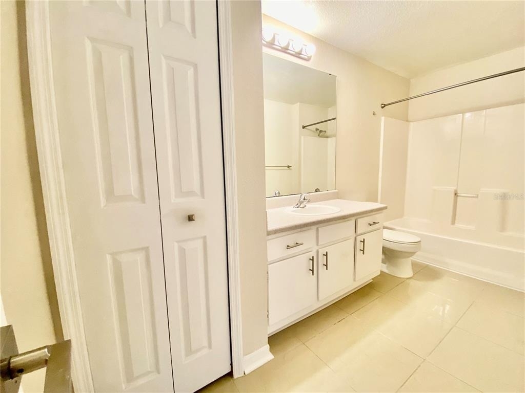 5467 Vineland Road - Photo 28
