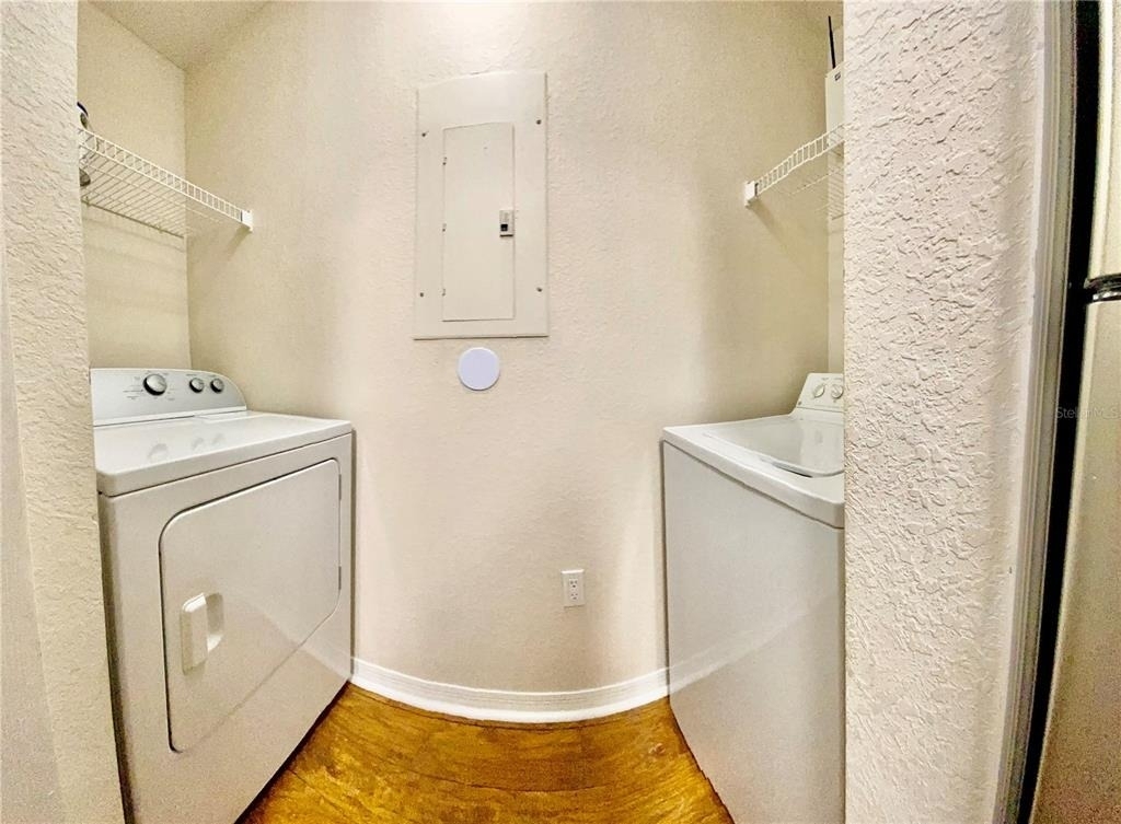 5467 Vineland Road - Photo 29