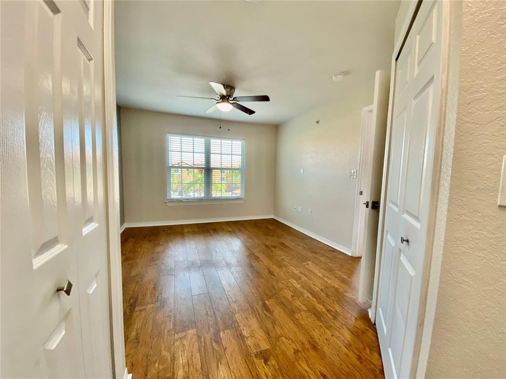 5467 Vineland Road - Photo 30