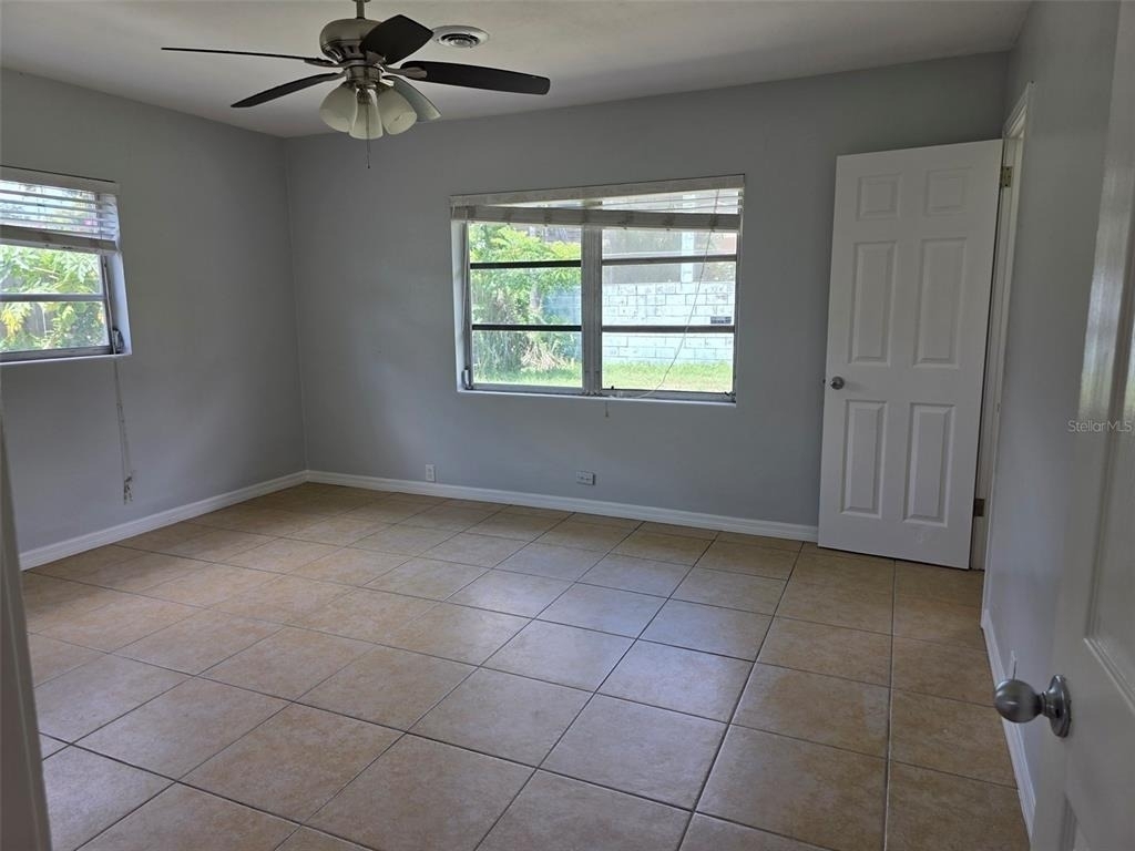 1695 E Horatio Avenue - Photo 8