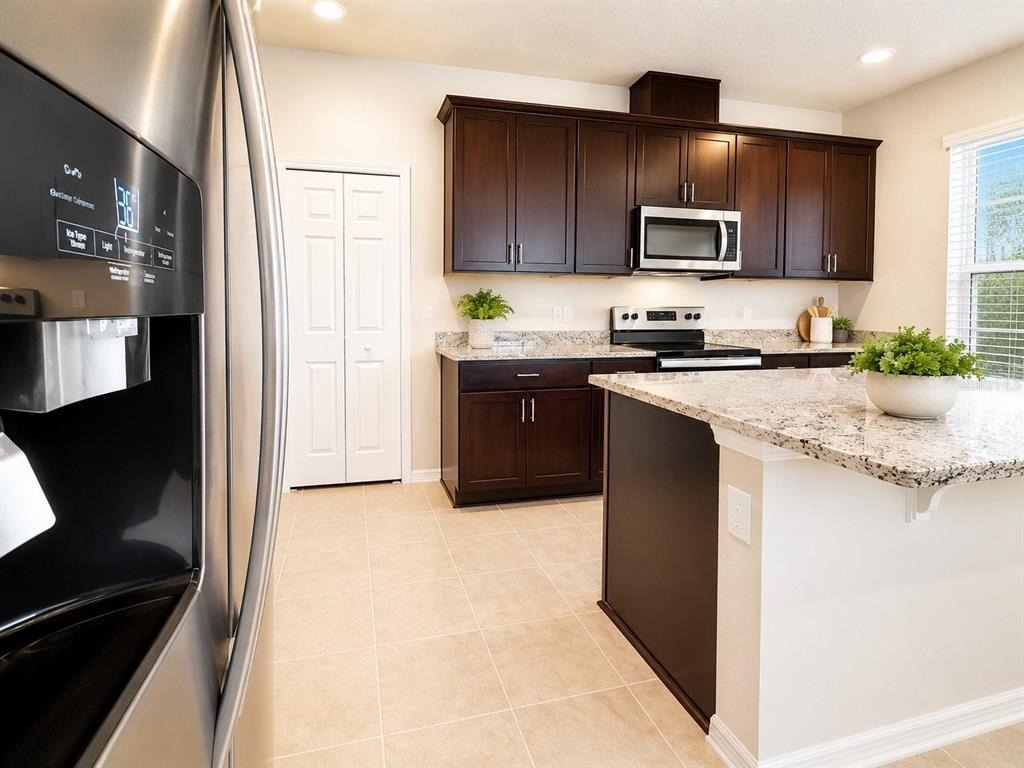 2340 Mystic Maze Lane - Photo 5