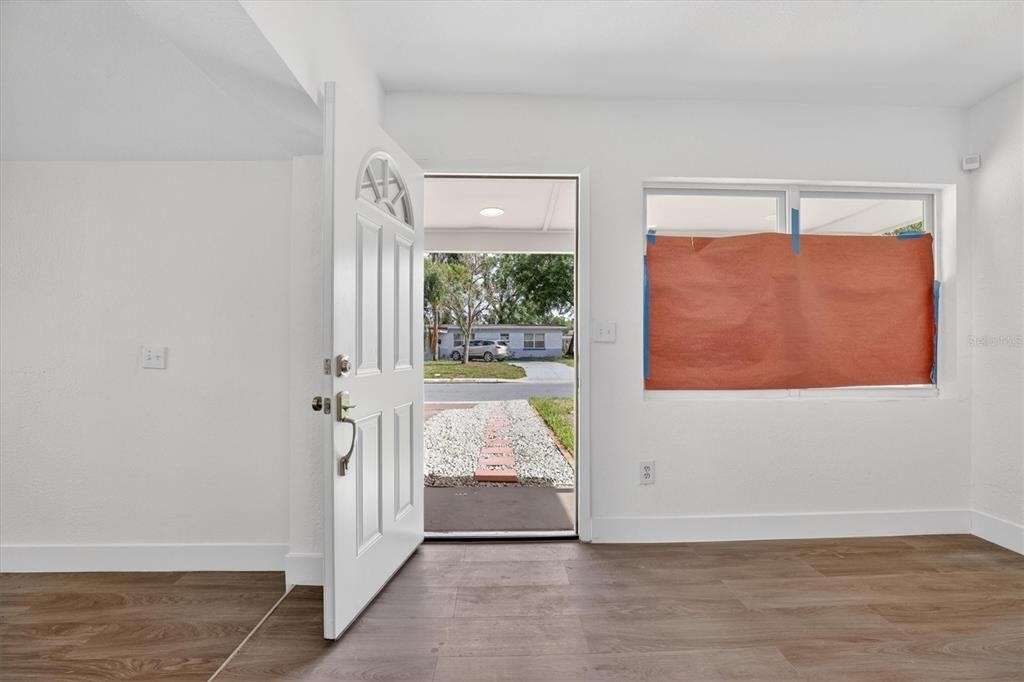 1612 W Grant Street - Photo 5