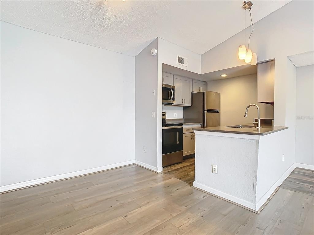 5144 Conroy Road - Photo 4