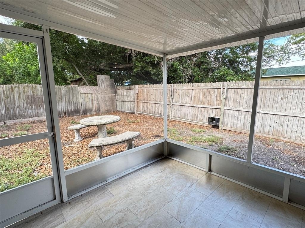 9401 57th Street N - Photo 11