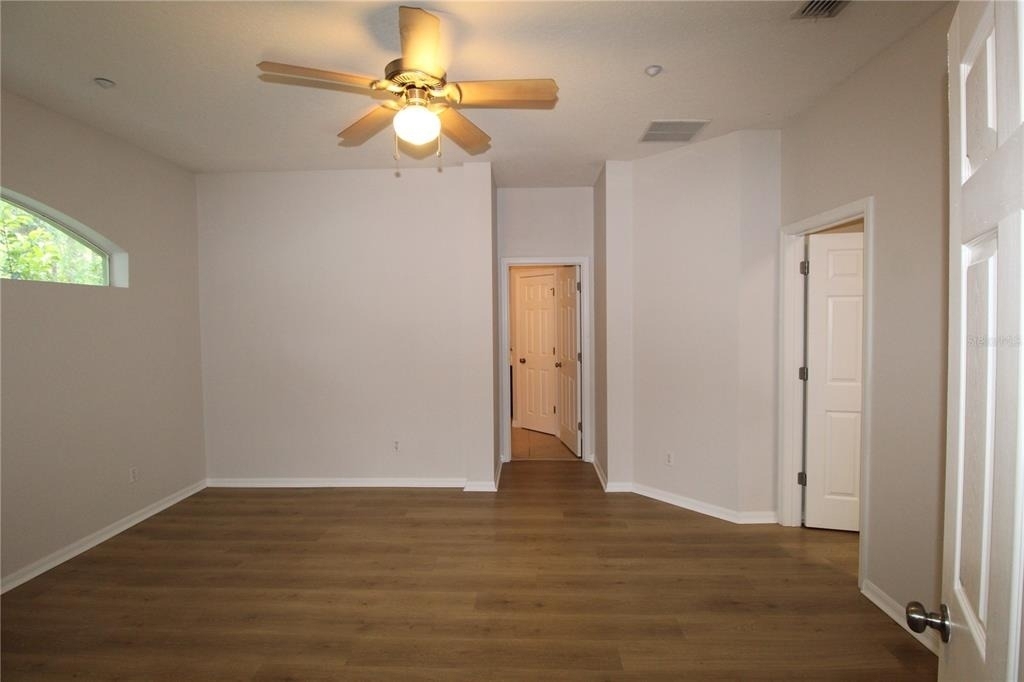 9885 Leland Drive - Photo 20