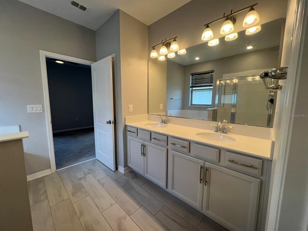 321 Evertree Loop - Photo 12