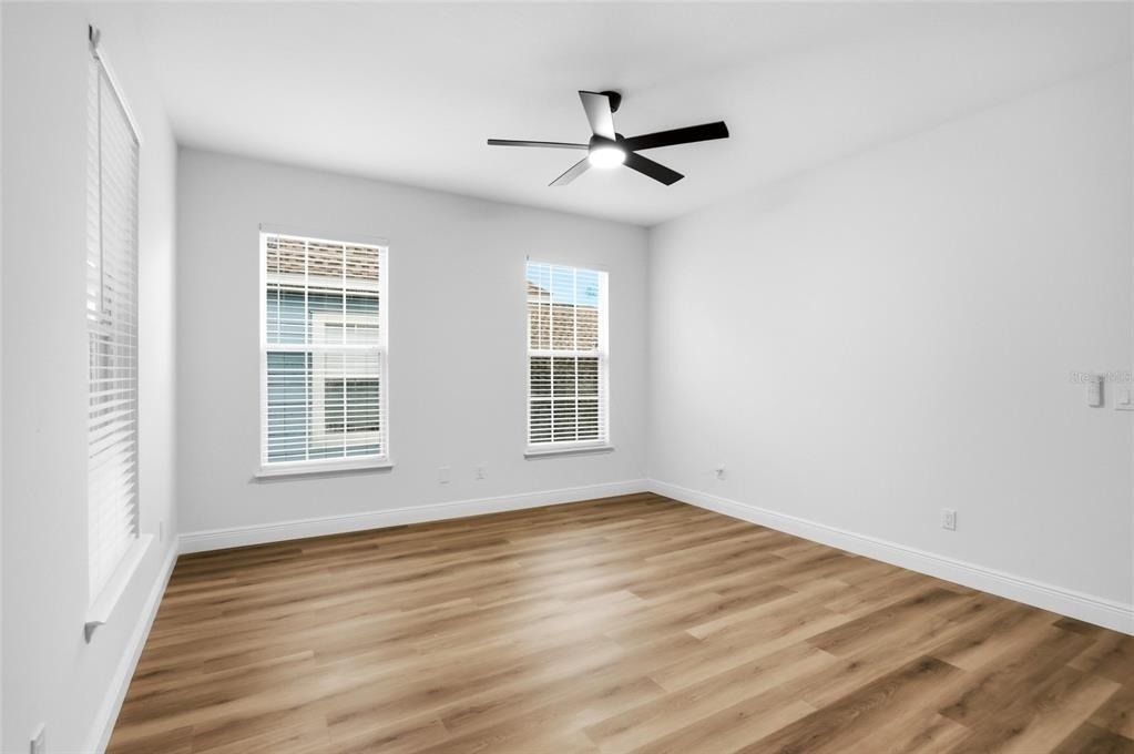912 Waterside Drive - Photo 36