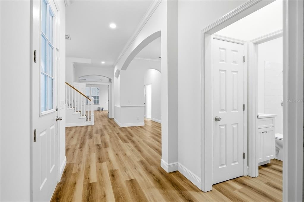 912 Waterside Drive - Photo 3