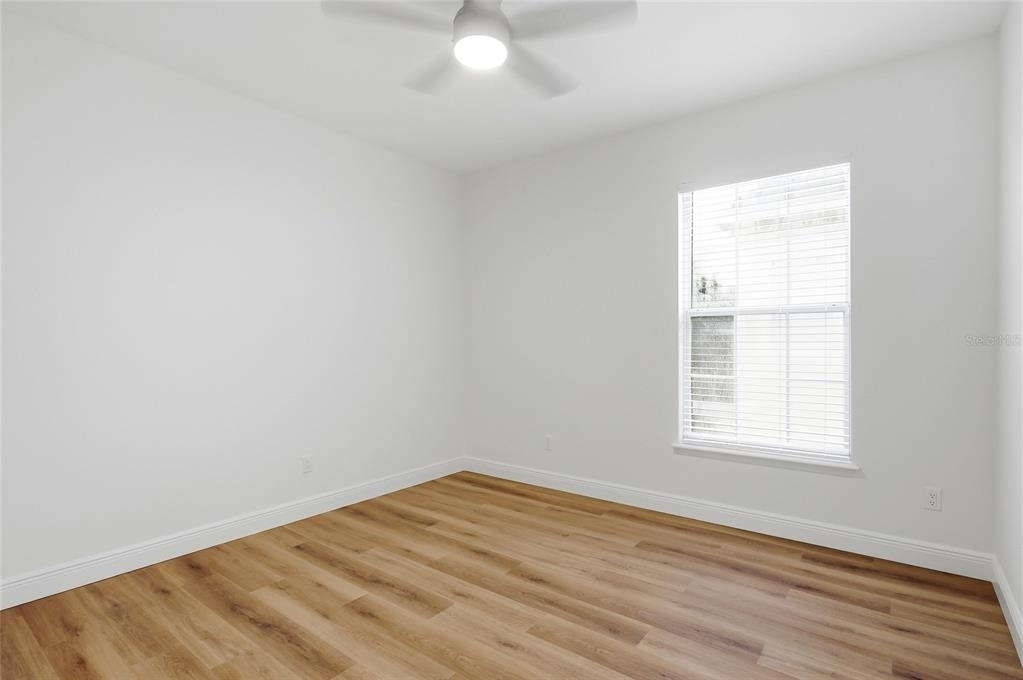912 Waterside Drive - Photo 33
