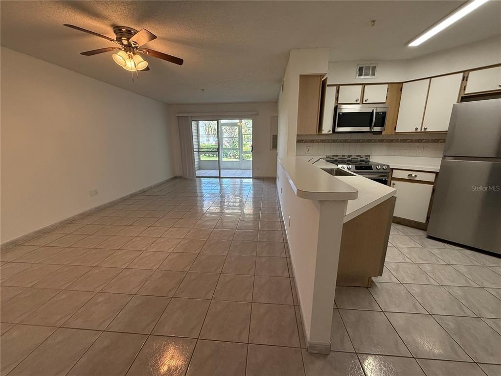 3900 Southpointe Drive - Photo 5