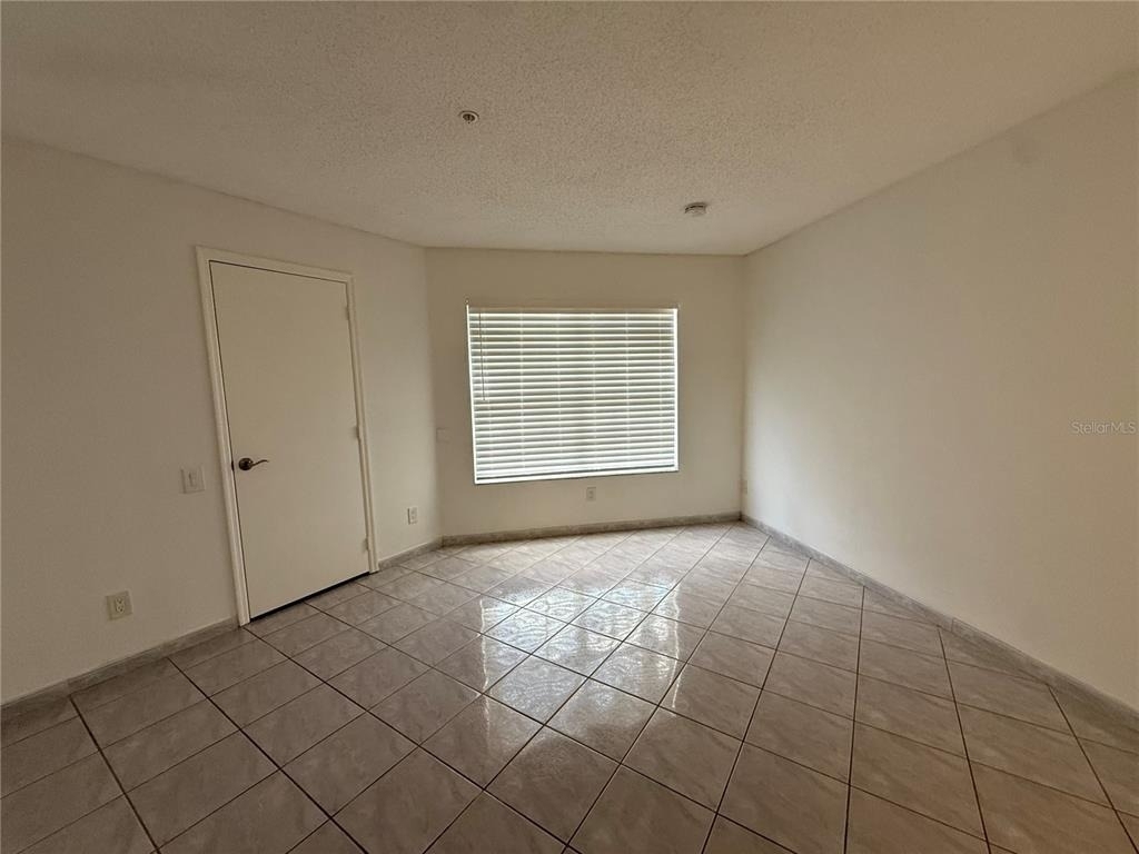 3900 Southpointe Drive - Photo 9