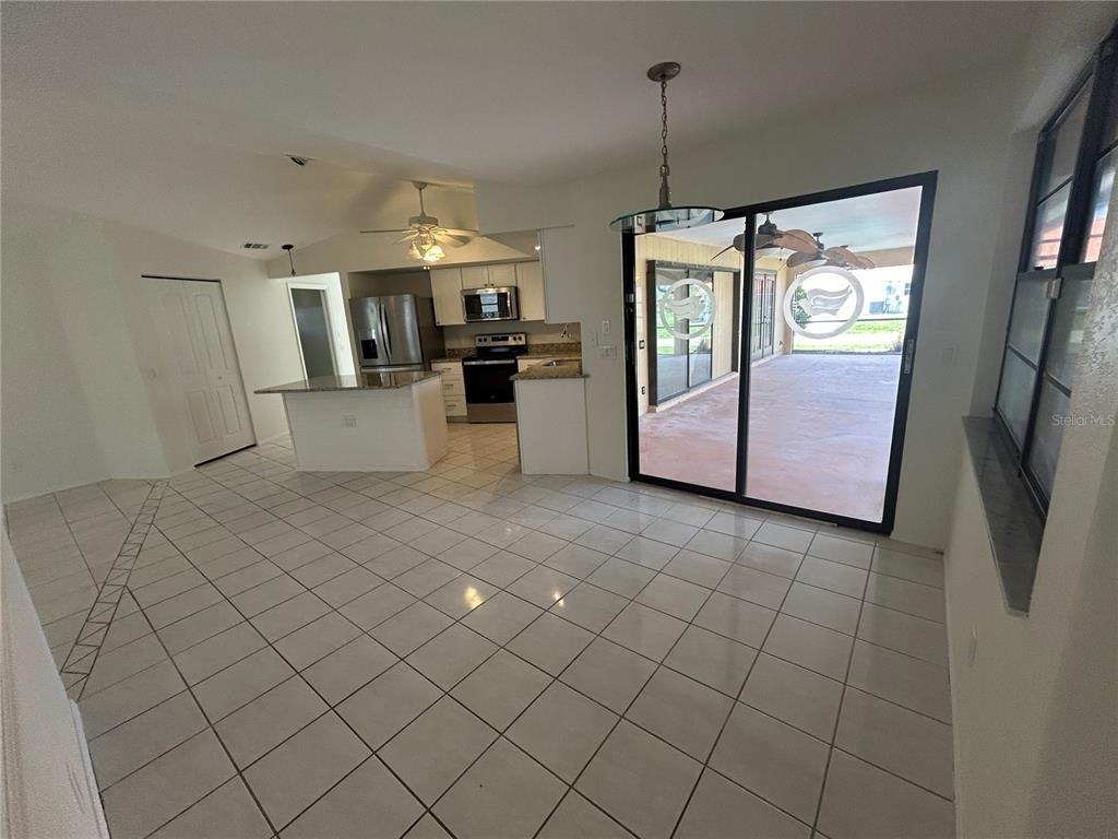 2093 Rio De Janeiro Avenue - Photo 10
