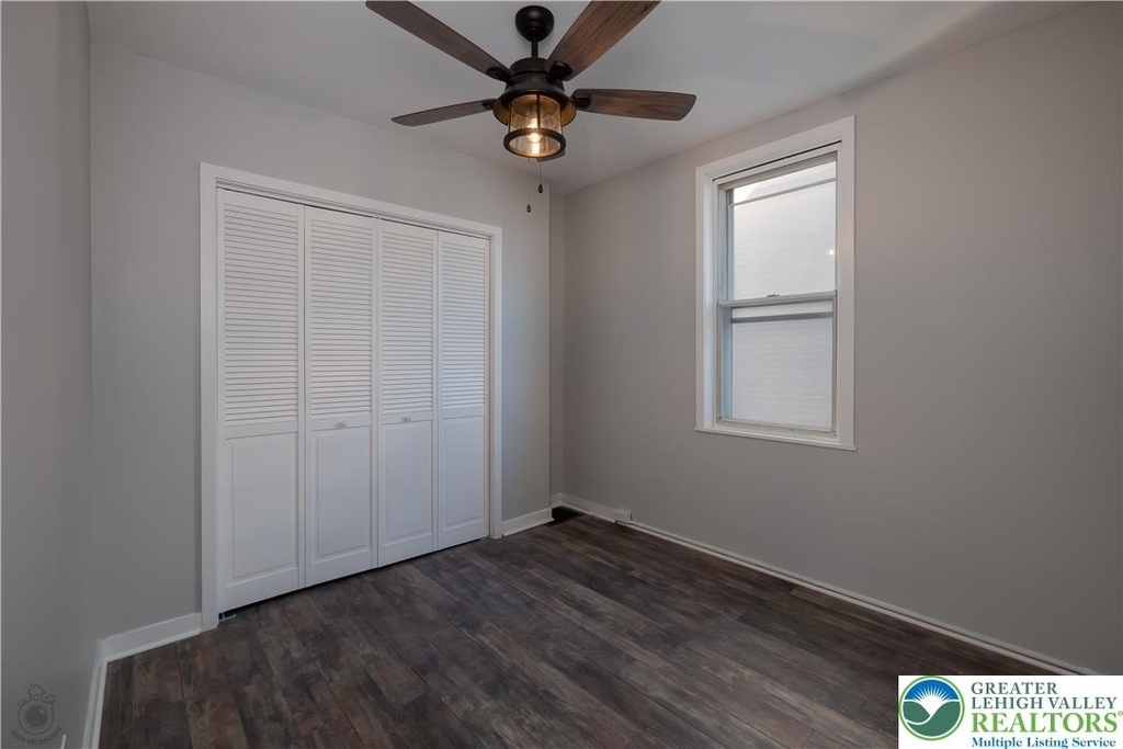 718 N New Street - Photo 15