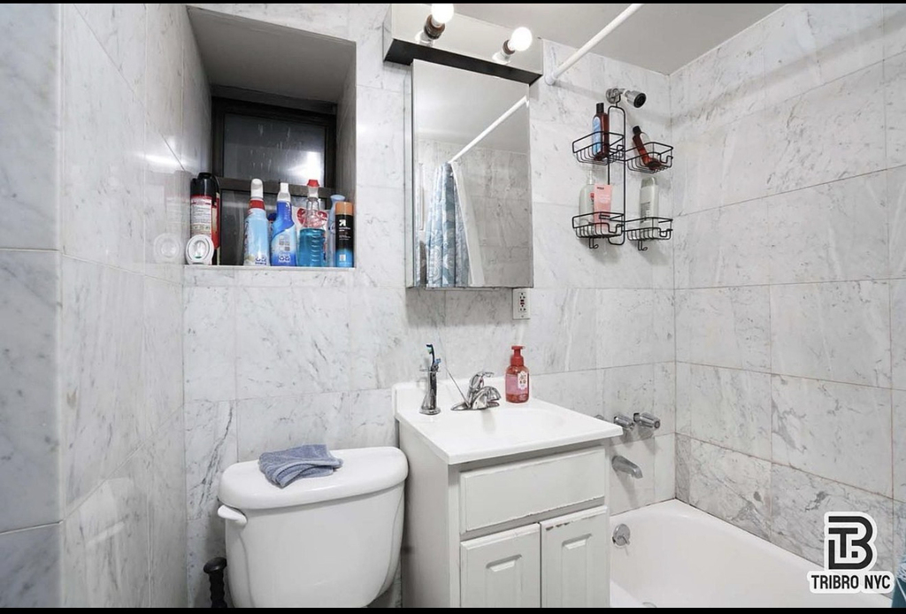  West 22nd Street - Photo 4