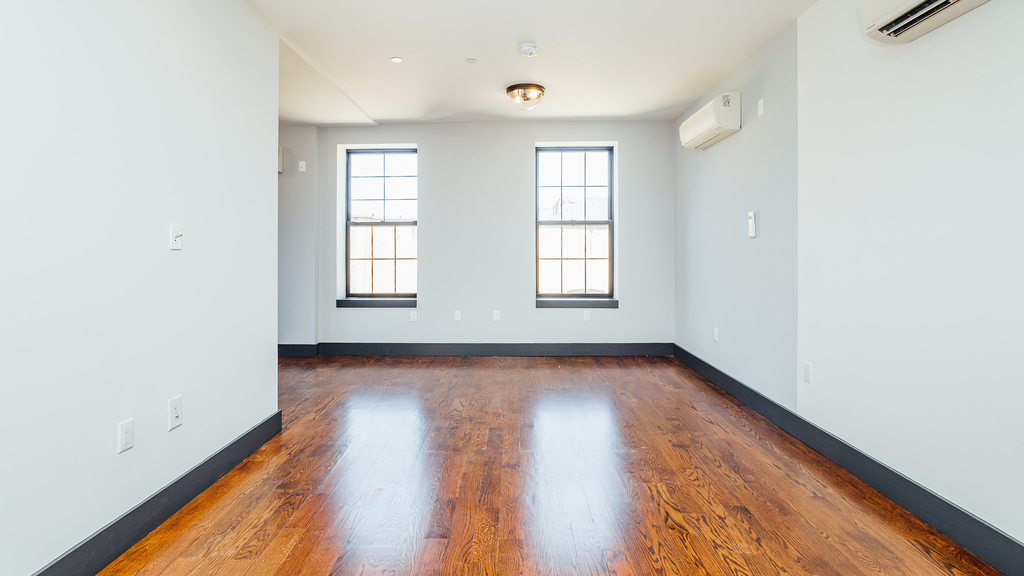703 Rogers Avenue - Photo 5