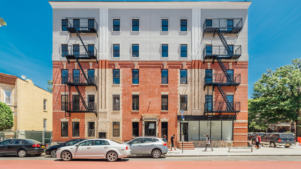 703 Rogers Avenue - Photo 2