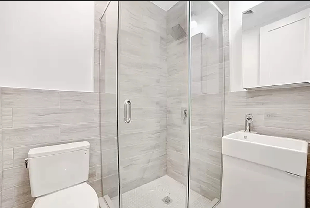 East 80th Street and York Avenue - Photo 3